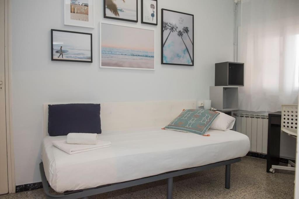 Sunny And Quiet Sagrada Familia Apartment Barcelona Ngoại thất bức ảnh
